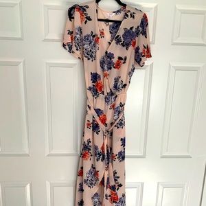 ** LAST CHANCE ** Adorable floral Dress/romper
